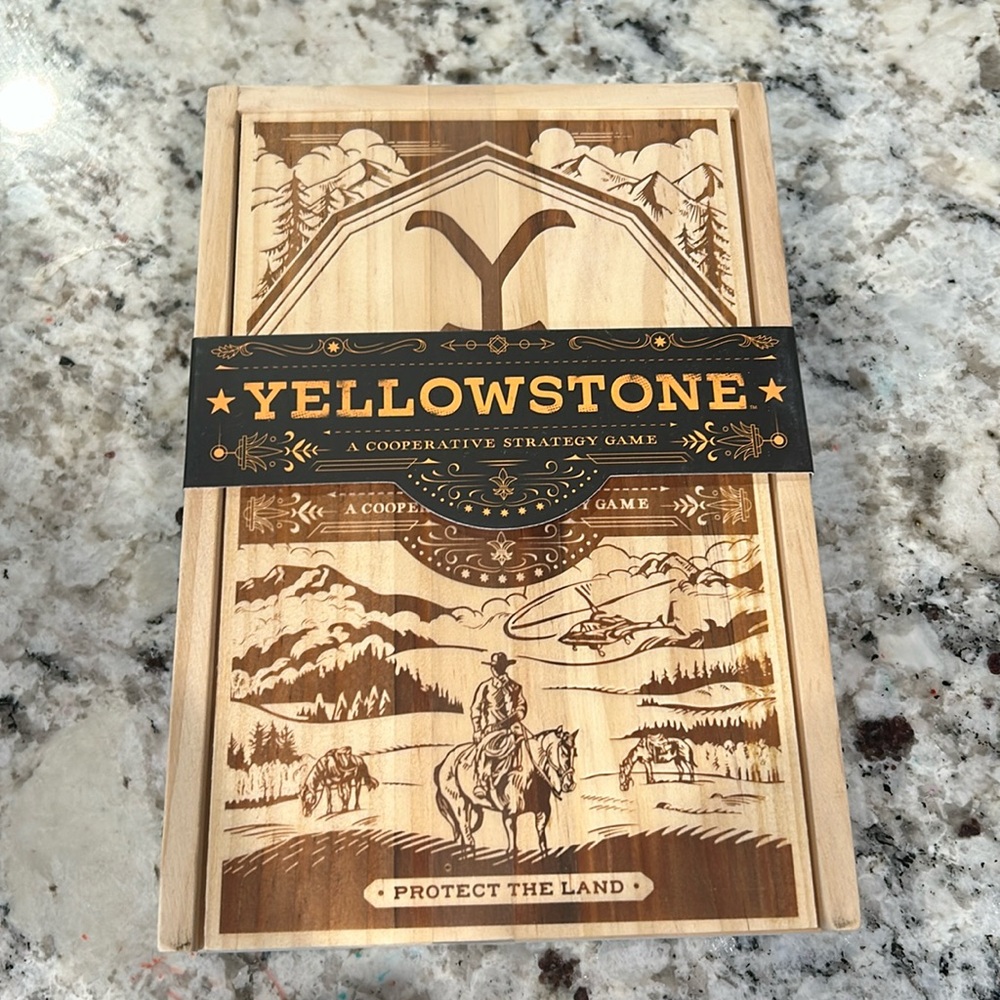 NIB Yellowstone a Cooperative Strategy Board Game